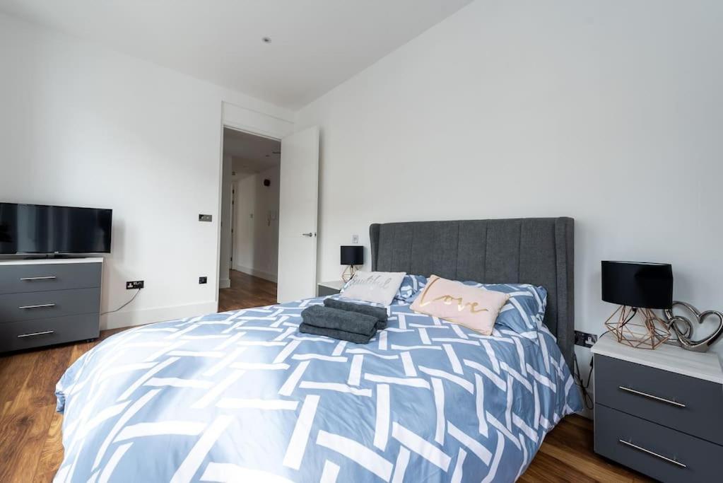 Beautiful Apartment By Hyde Park Ss2 London Eksteriør bilde